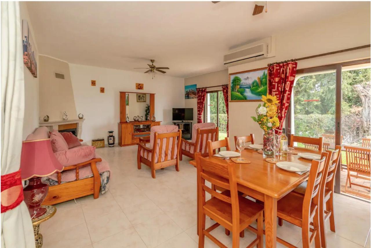 Holiday home Alegria